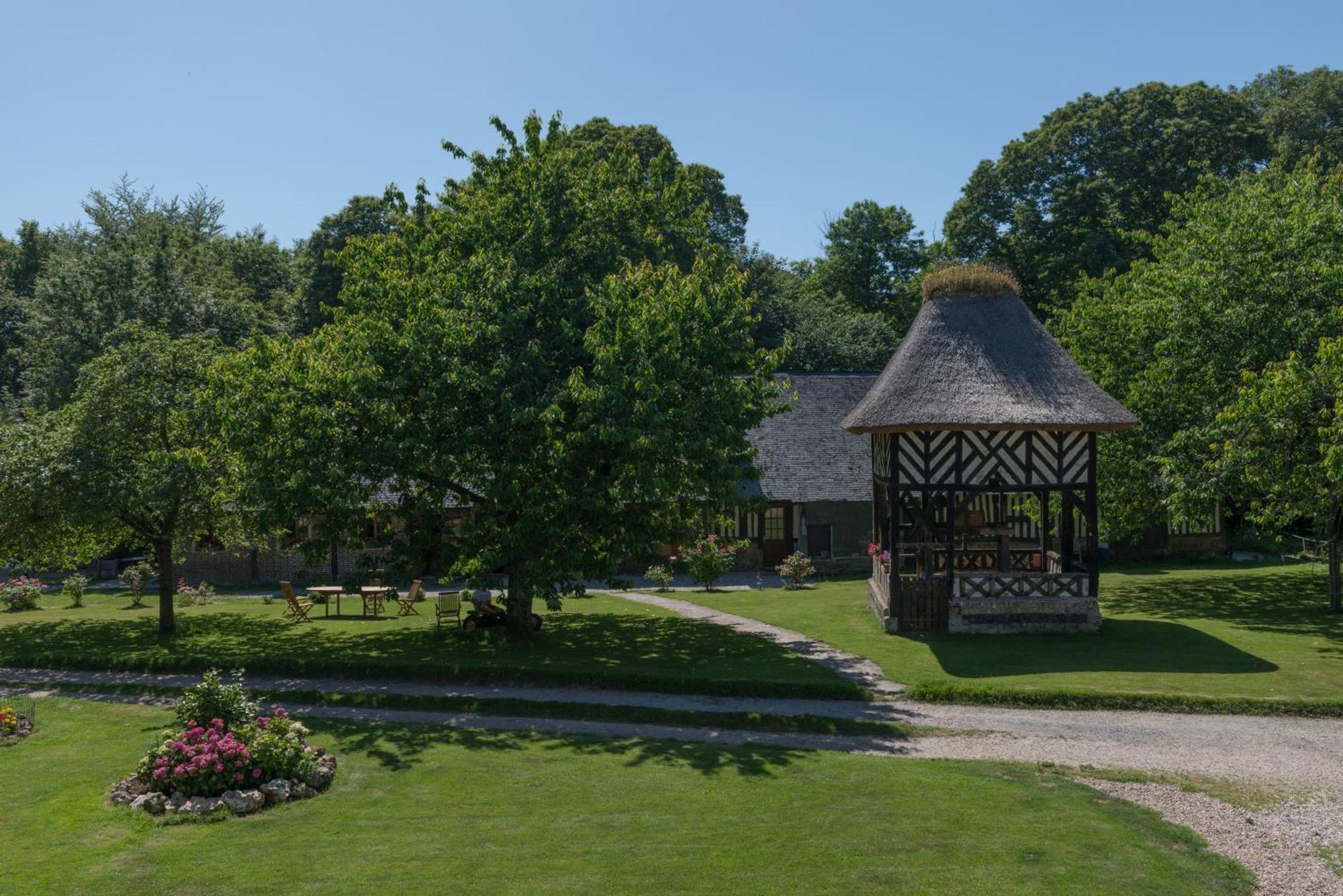 La Ferme Chevalier Hotel เอคโมวิลล์ ภายนอก รูปภาพ